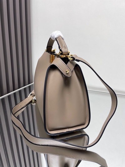 フェンディバッグ細部ディテール